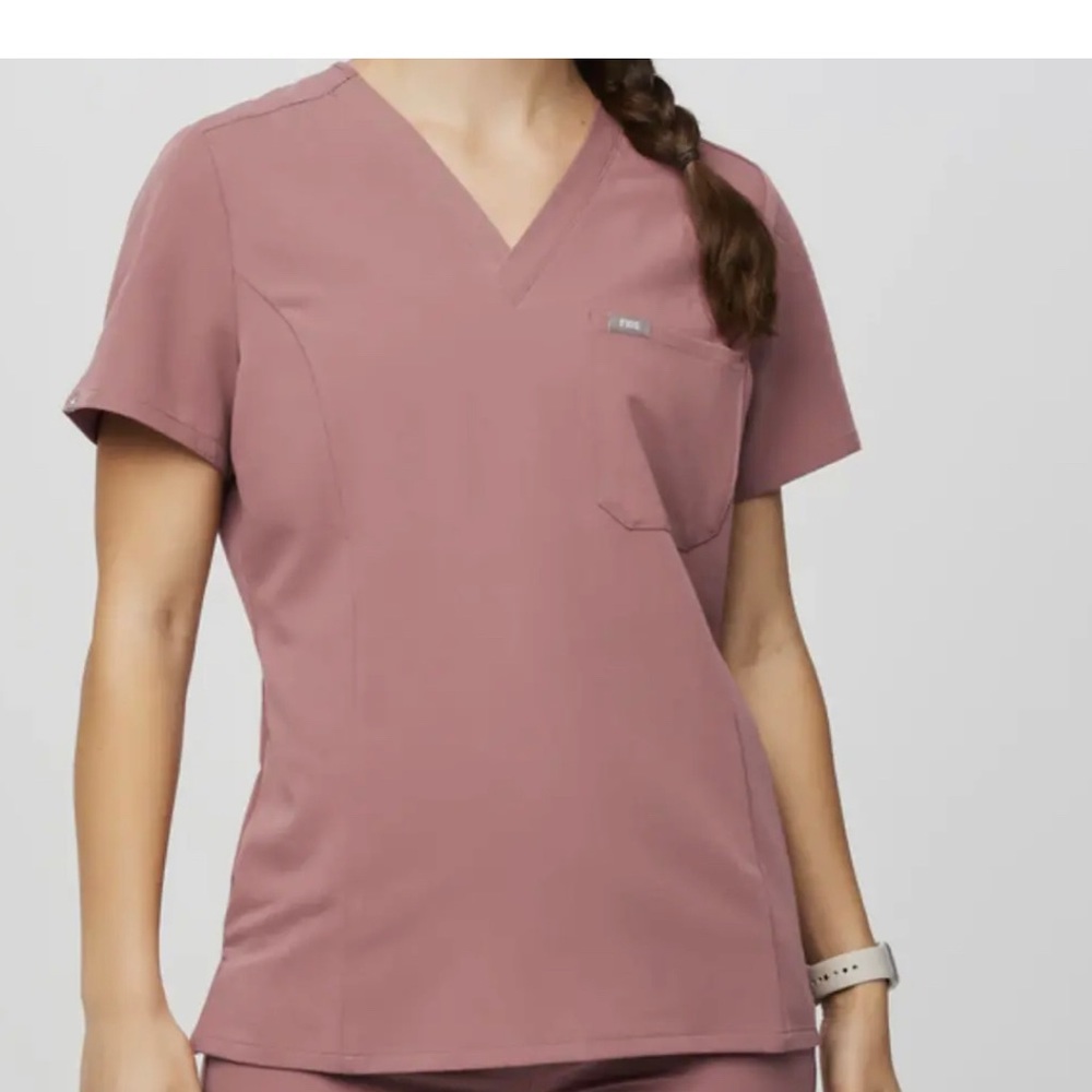 FIGS Women's Mauve Catarina™ - One-Pocket Scrub Top - XL / Mauve